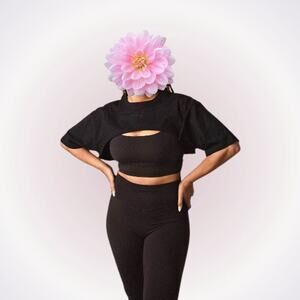 Vitality black super cropped Stella t-shirt | Sz S